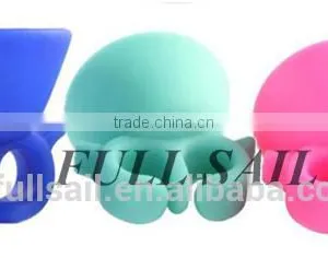 2016 Newest Silicone Gripper Finger Wearable Ring Nail Polish Holder thumbnail-2
