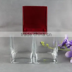 Beautiful Clear Glass Vase With Heart Design thumbnail-4