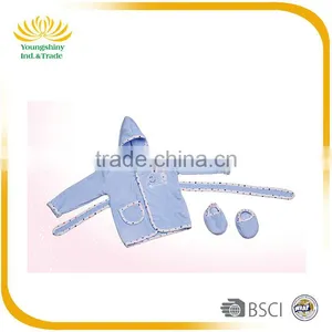 2Pcs Comfortable Baby Bathrobe With Slippers thumbnail-5