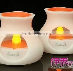 Apple Aroma Luxury Soy Wax Scented Candle in Glass Jar thumbnail-4