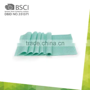 2017most Popular Nonwoven Chamois Cleaning Cloth in Roll thumbnail-4