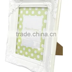 White Lacquered MDF Photo Frames Wood for Wall Decoration thumbnail-1