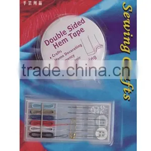 D&D Simple Threaded Sewing Needle Sewing Kit With Button/Safety Pins thumbnail-1
