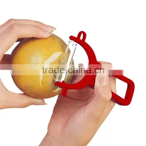 ABS+S/S 12.3*7.7 Kitchen Gadgets Small Fruit&vegetable Peeler/Portable Peeler/melon Peeler thumbnail-2