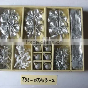 Christmas Decoration thumbnail-1