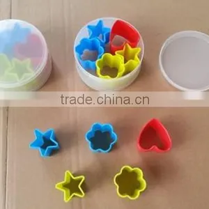 HEYU Plastic Cake Mould Set thumbnail-1
