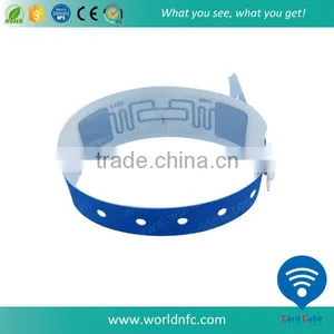 Custom Logo Waterproof One Time Use NTAG213 Paper RFID Wristband thumbnail-3
