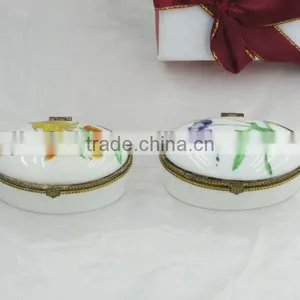 Porcelain/ceramic Jewel Box With Decal thumbnail-1