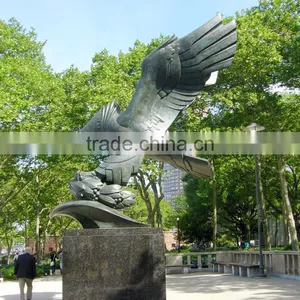 Life Size Antique Bronze Eagle Sculpture for Garden Decor thumbnail-2