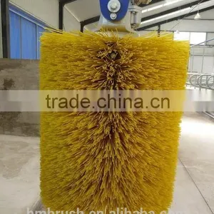 High Quality Customizd PP Material Cow Body Brush thumbnail-5