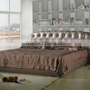 Grey Bed in Boat Sharp Escrow thumbnail-6