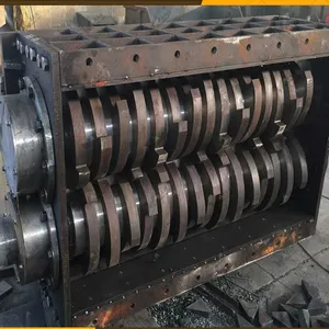 Customized Waste Plastic Pet Bottle/Big Lumps Cutting/ Wood/PVC/Film Tire Rubber Double /Paper/Single/Double Shaft Shredder thumbnail-5
