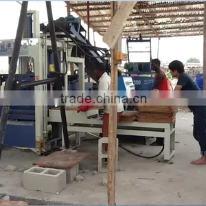Popular QT4-20 Semi-automatic Concrete Block Small Industry Machienry thumbnail-4