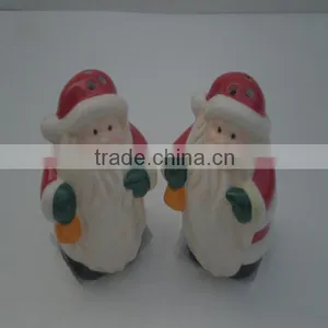 Ceramic Christmas Salt and Pepper Shakers With Christmas Items thumbnail-3