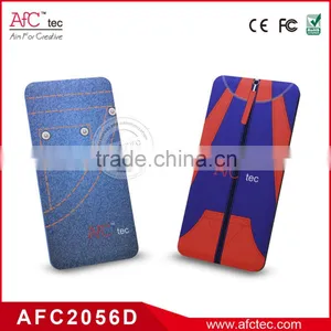 4000mAh Free Logo Printing Power Bank Mobile Charger thumbnail-6