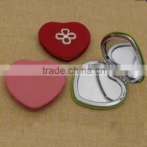 Customized Beautiful Leather Heart Shape Pink Compact Mirror thumbnail-6