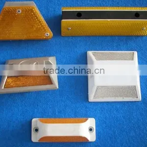 High Quality Ceramic Road Stud thumbnail-1