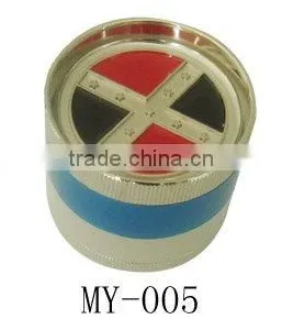 Metal Tobacco Grinder thumbnail-1