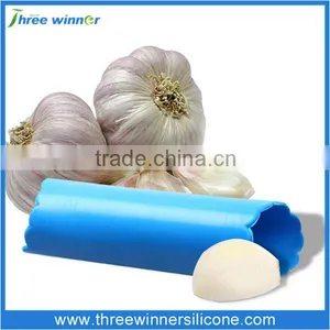 Commercial Custom Silicone Garlic Peeler thumbnail-4