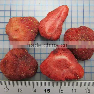 Freeze Dried Strawberry Slice thumbnail-2