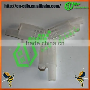 Plastic Queen Cage thumbnail-3