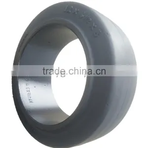 Hot Sale China Supplier High Quality Press on Solid Tires Size 21x7x15 18x8x12 1/8 16x6x10 1/2 thumbnail-1