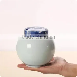 New Items of Ceramic Cremation Pet Ashes Urn thumbnail-2