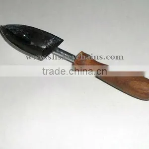 Miniature Garden Trowel thumbnail-1