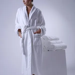 Eliya Summer Lightweight Long White Cotton Women Wholesale Hotel Bathrobe Waffle Spa Robes thumbnail-1