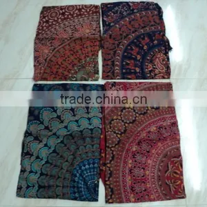 STOCK LOT 100 Pcs Printed Throws Tapestries thumbnail-3