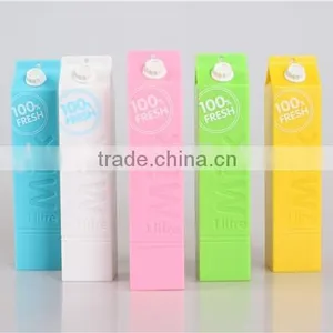 Milk Design Yellow Power Bank 2600mah in Spanish thumbnail-3
