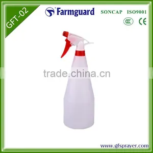 Small Plastic Sprayer Bottle 750ml White thumbnail-1