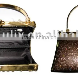 LADIES' HANDBAGS IN STYLISH DESIGN WITH LOCK thumbnail-1