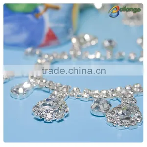 Charming Crystal Attractive Bulk Rhinestone Chains for Necklace Decoration Particular in Guangzhou thumbnail-1