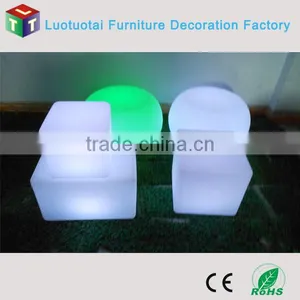 Glowing/illuminated/luminous Cube Chair With RGBW Color Change thumbnail-1