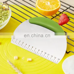 High Quality Stainless Steel Rubber Handle Kitchen Baking Flour Scraper thumbnail-4