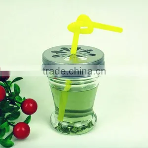 150ml Drinking Bottle With Daisy Cap and Straw thumbnail-1