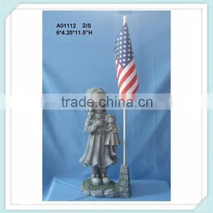 Resin Children Garden Statues With American Flag thumbnail-2