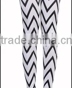 USA Fall Trendy Zig Zag Digital Print Leggings thumbnail-1
