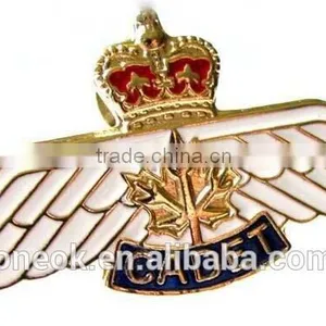 High Quality Profession Custom Pilot Wing Pin Badge thumbnail-1