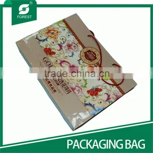 BEAUTIFUL COLOR PAPER MATERIAL PACKAGING BAG FOR FOOD WITH HANDLE thumbnail-1