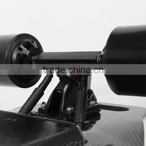 Carbon Fiber e Skateboard With Dual 1500w In-wheel Motor for Adults thumbnail-3