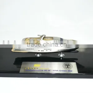 Diecast Cruise Yacht Model thumbnail-3
