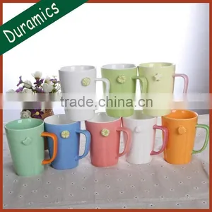 Fashionable Custom Ceramic Mug With Flower thumbnail-1