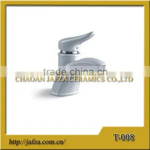 T-008 Basin Faucet thumbnail-1