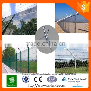 Two Strand Double Twisted Pvc Coated Dark Green Barbed Wire thumbnail-2