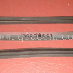 Electric Conduction Silicon Sealing Strip thumbnail-1