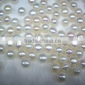 Loose Drilled White Round Freshwater Pearl thumbnail-1