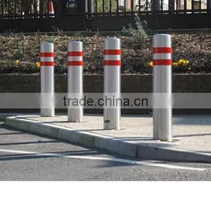 High Quality Different Design of Stainless Steel Road Bollard thumbnail-4