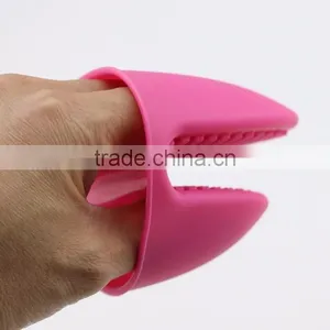 Household Kitchen Heat Resistant Silicon Glove thumbnail-5